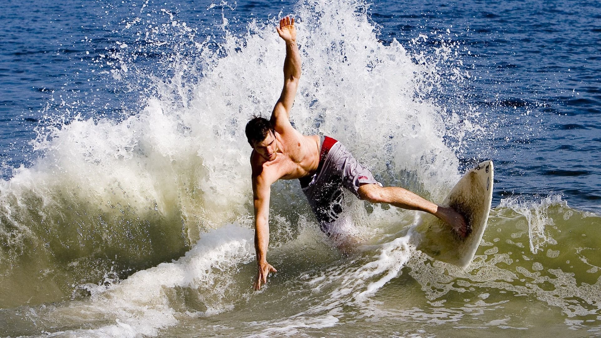 阿尔卡拉斯率队力克强敌，ATP总决赛上演蒙特卡洛复仇记