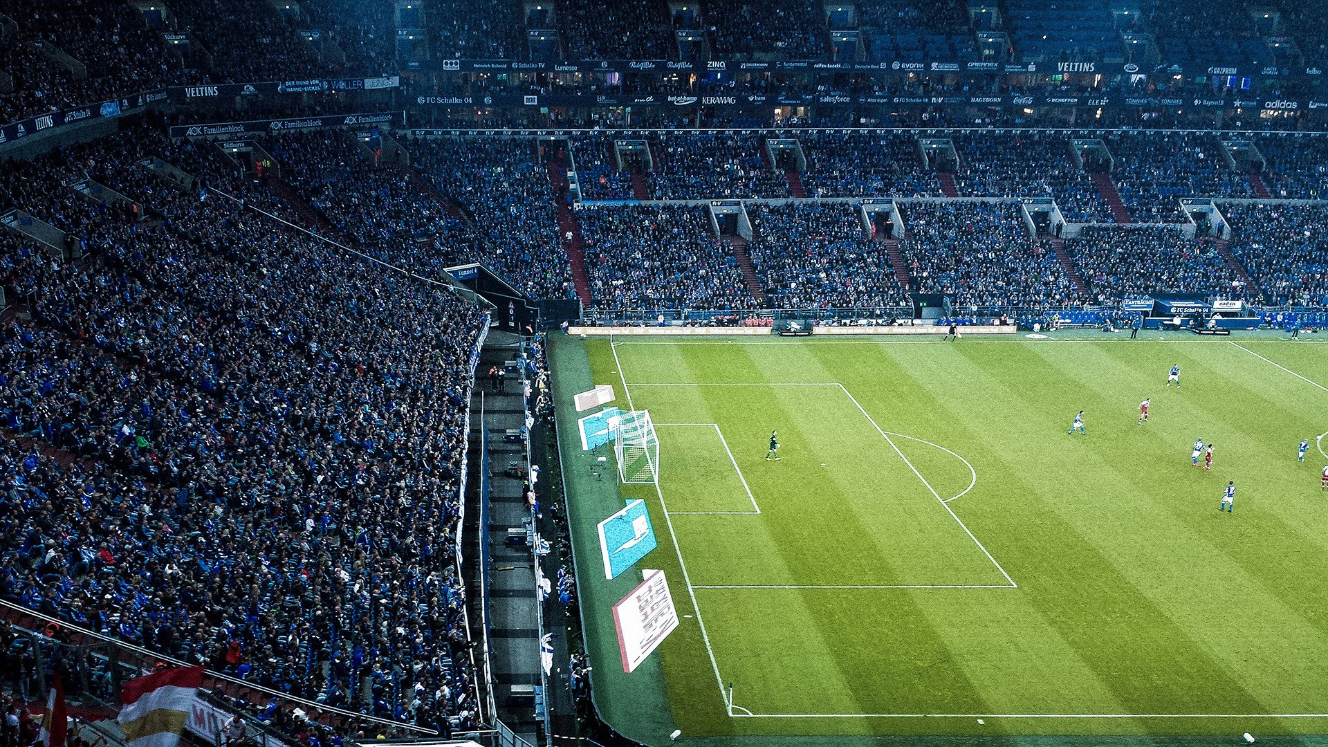 童话照进现实，丹麦横扫曼联之夜，凯恩惊艳四座书写北欧传奇